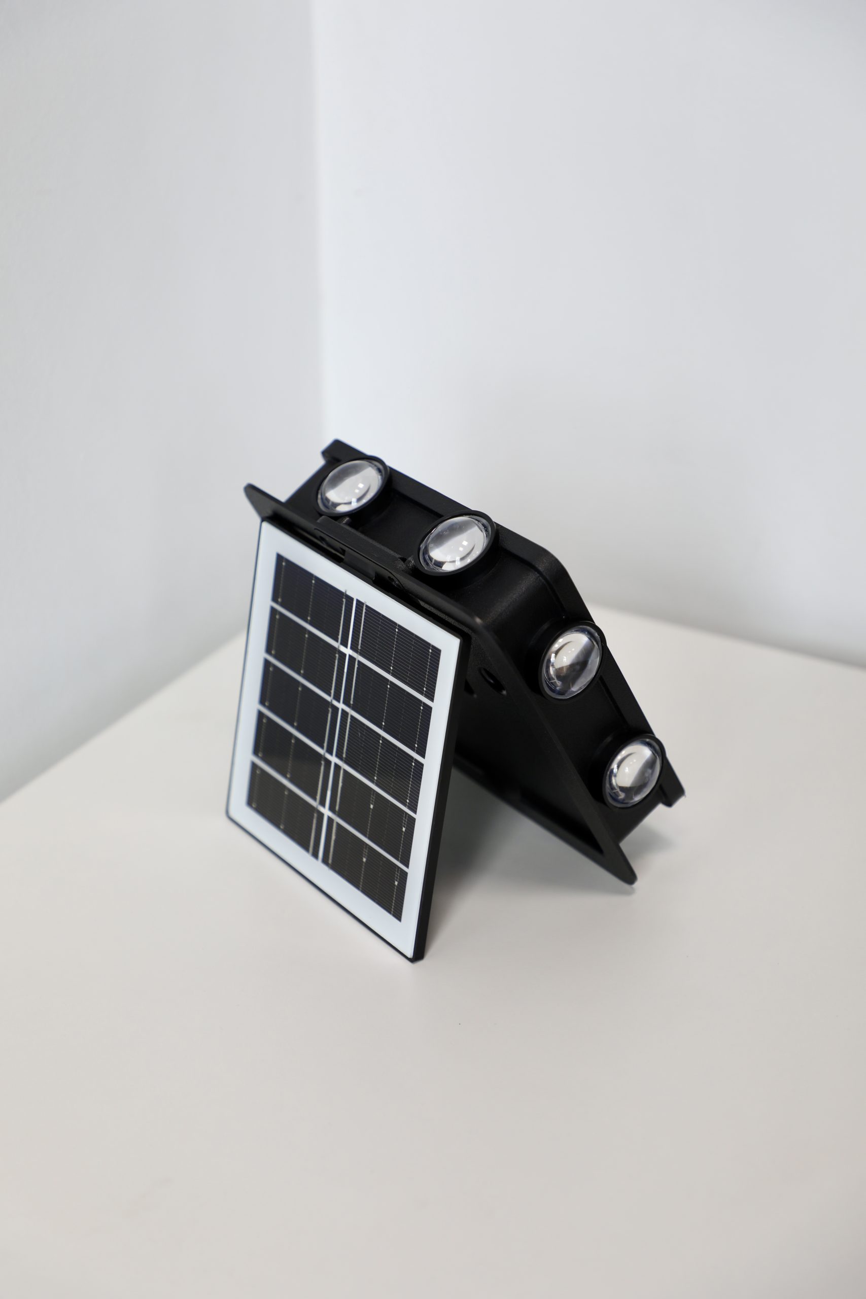 Lámpara de pared LED solar Blanco Frío, Blanco Cálido 0,8W o RGB 1,1W - Imagen 2