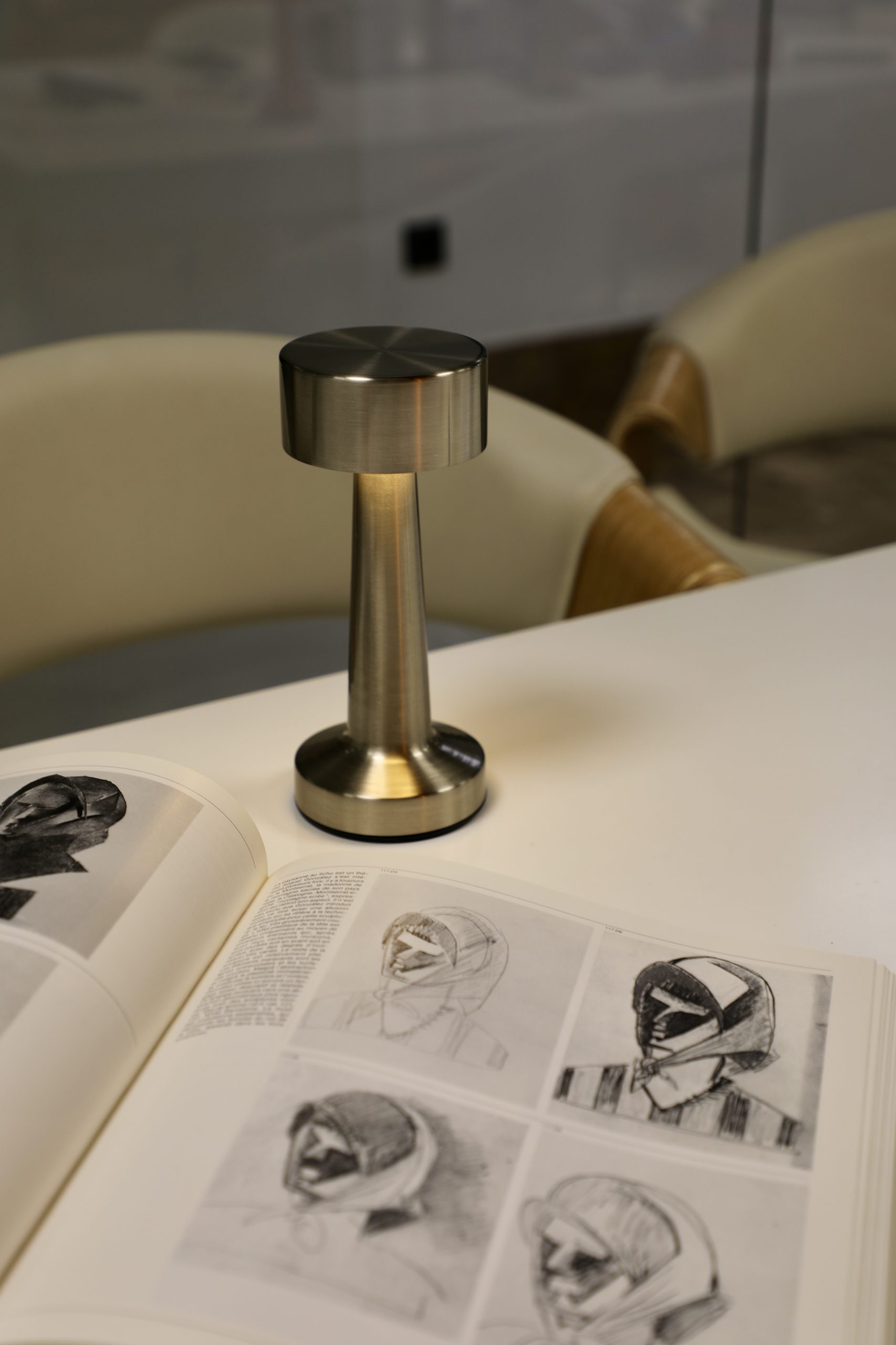 Lámpara de mesa SL 801 - Imagen 3