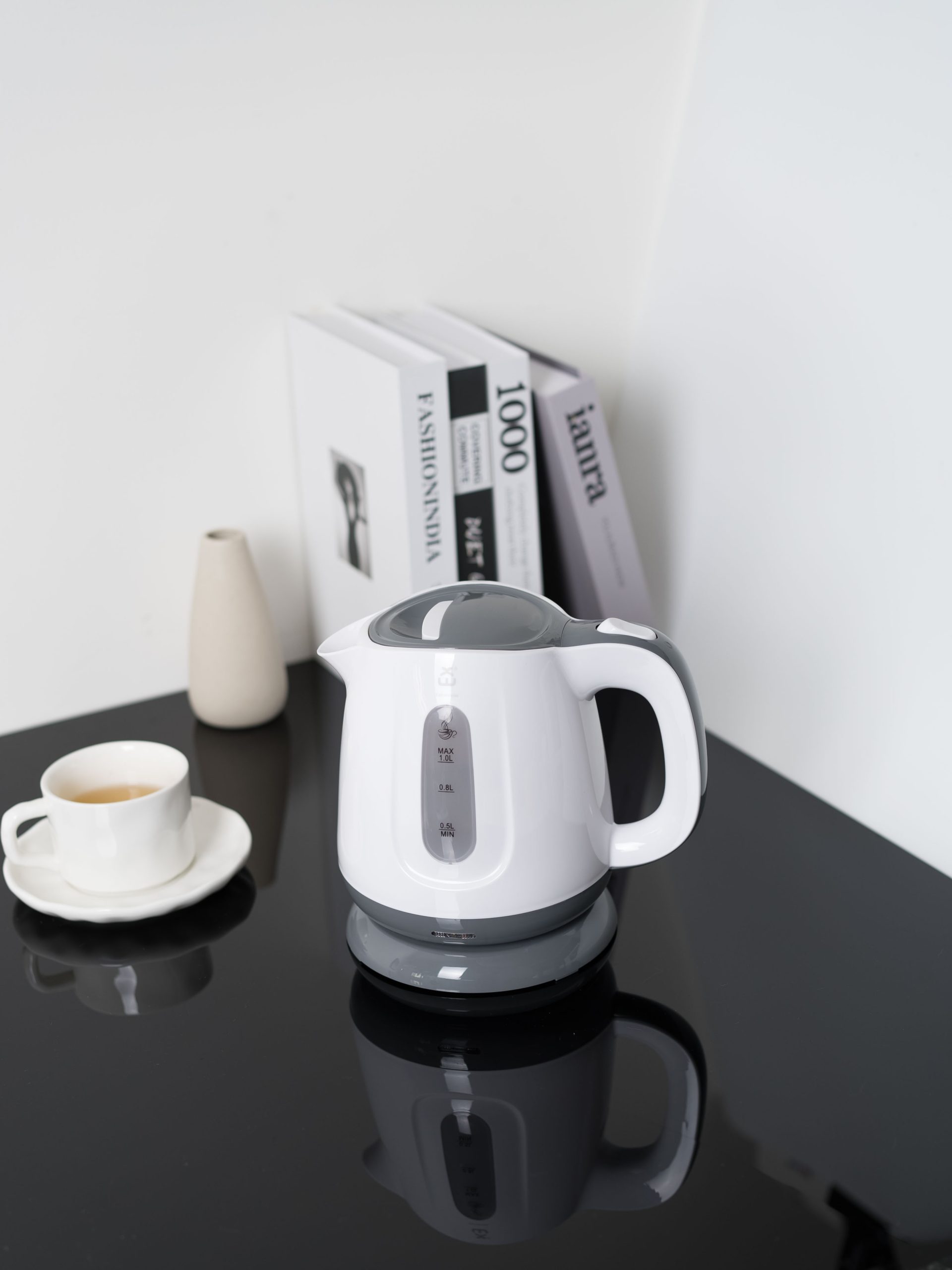 HERVIDOR ELECTRICO 1L 900-1100W PLASTICO BLANCO-GRIS-NHHB1009 - Imagen 4