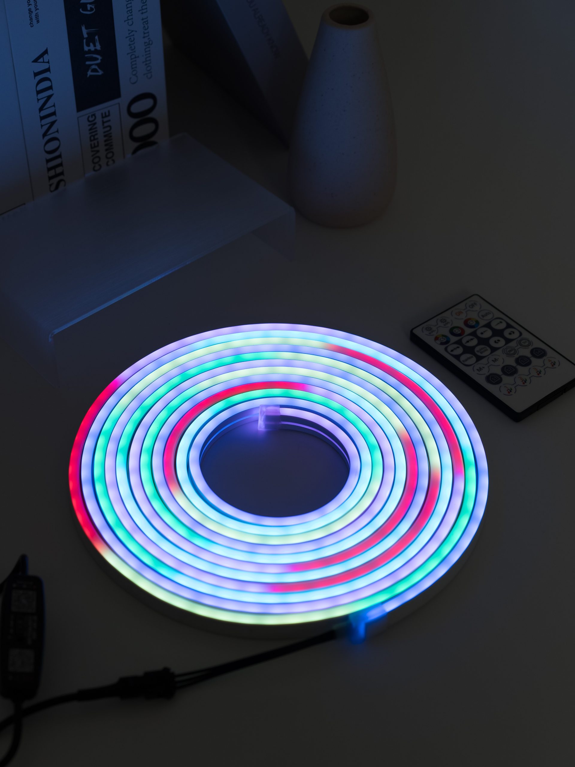 Tira de luz LED de Neón-AMH12V353596DHC - Imagen 4