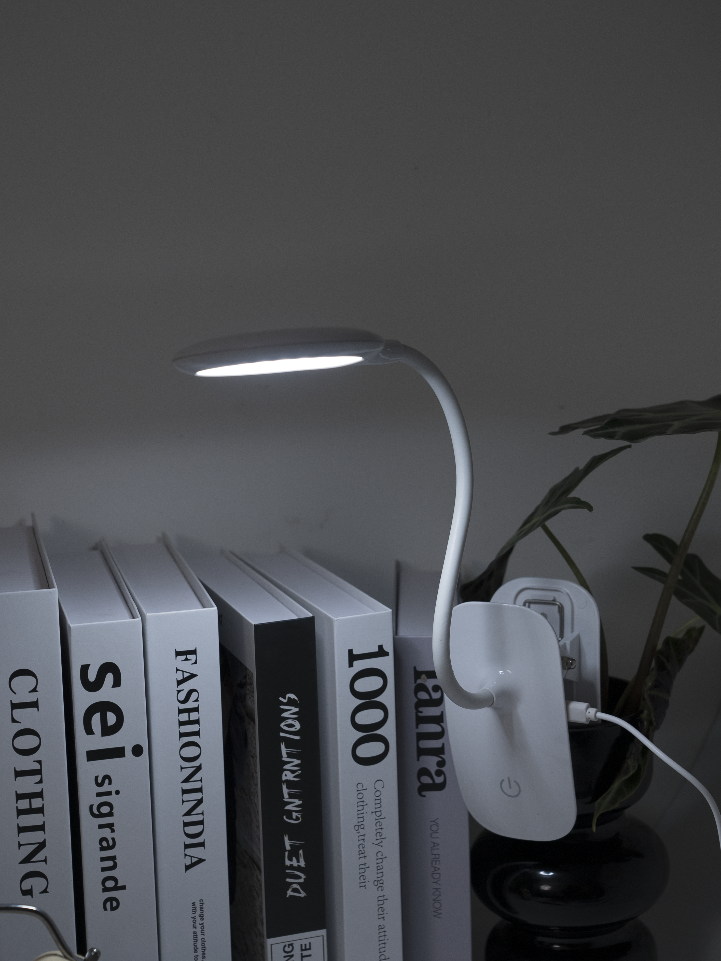 LAMPARA DE ESCRITORIO LUZ FRIA REGULABLE 0.5W-4.5W 30LM-245LM 6500K FORMA CIRCULAR-TWS702 - Imagen 4